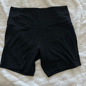 Lululemon Black Women's Shorts 10